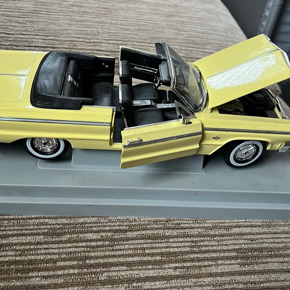 Die cast car